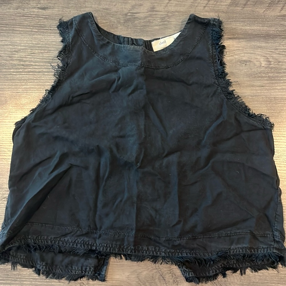 Cloth & Stone Button Back Top Size Small